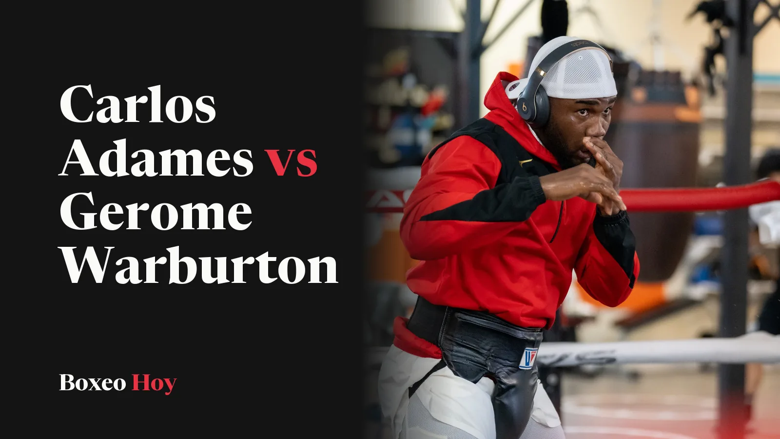 Carlos Adames con sudadera roja y audífonos, haciendo sombra en el gimnasio